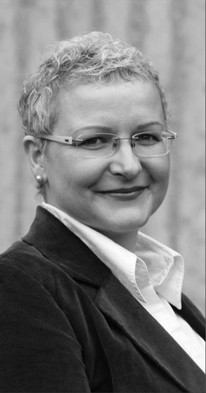 Portrait Dr. Annette Fusenig